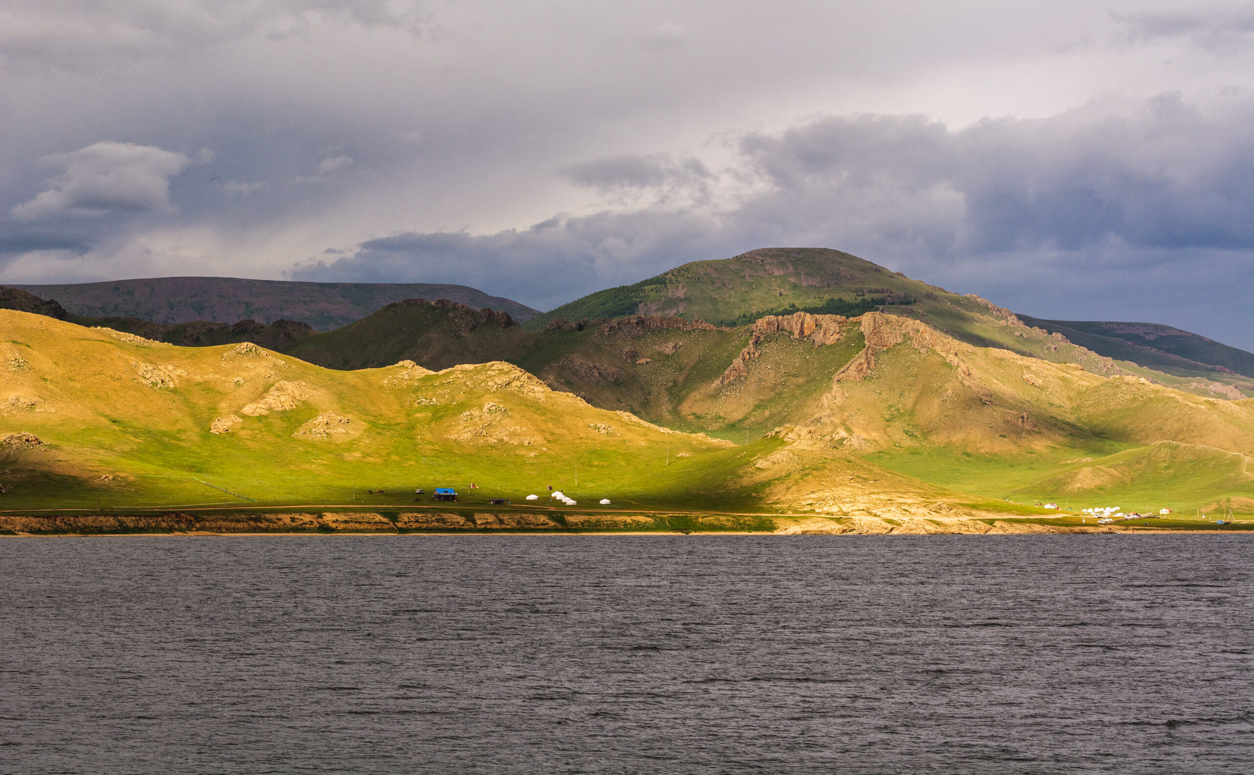 MN_Central_Terkhiin Tsagaan Nuur 1